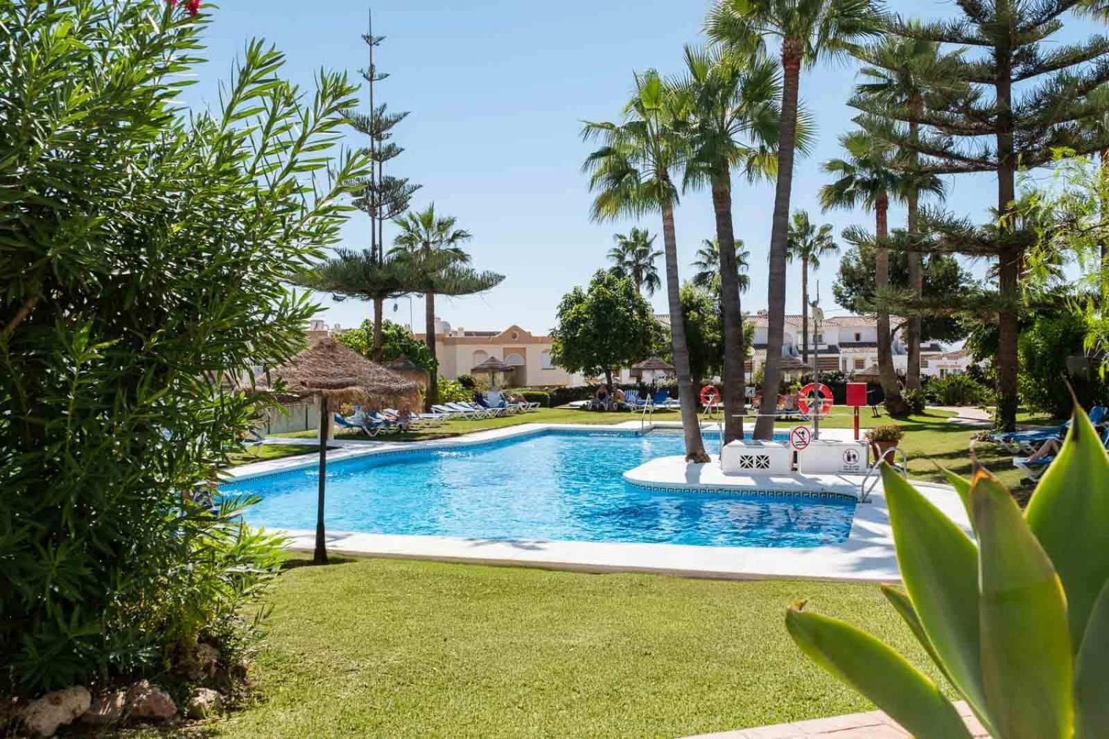 Family & Beach Apartments Mijas Costa & Fuengirola By Alfresco Stays El Faro Exterior photo